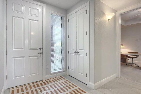 Condo in New Smyrna Beach, Florida, 2 bedrooms  № 1828474 - photo 5
