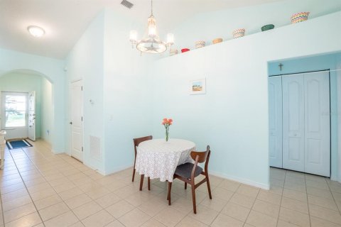 Condo in Palm Coast, Florida, 2 bedrooms  № 1809997 - photo 9