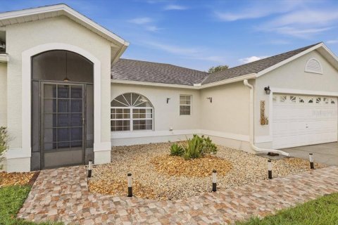 Casa en venta en Kissimmee, Florida, 3 dormitorios, 162.11 m2 № 2377893 - foto 9