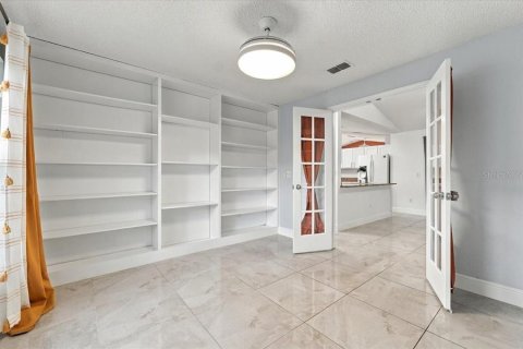 Casa en venta en Kissimmee, Florida, 3 dormitorios, 162.11 m2 № 2377893 - foto 27