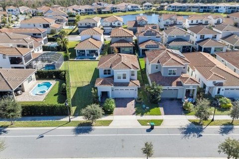 Снять в аренду виллу или дом в Орландо, Флорида 3 спальни, № 2046328 - фото 28