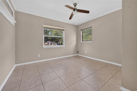 House in Ormond Beach, Florida 3 bedrooms, 124.67 sq.m. № 2155762 - photo 10