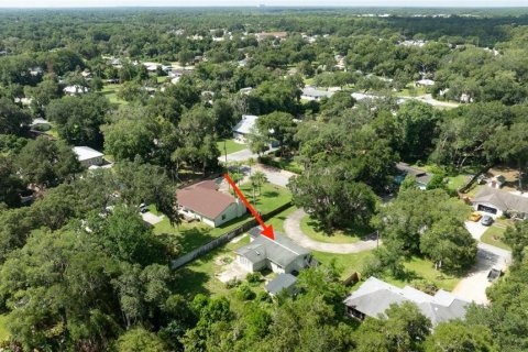 House in Ormond Beach, Florida 3 bedrooms, 124.67 sq.m. № 2155762 - photo 21