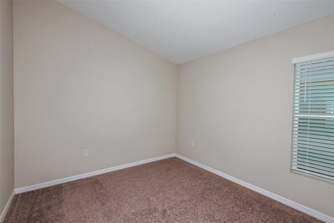 House in Davenport, Florida 3 bedrooms, 150.04 sq.m. № 2277865 - photo 14