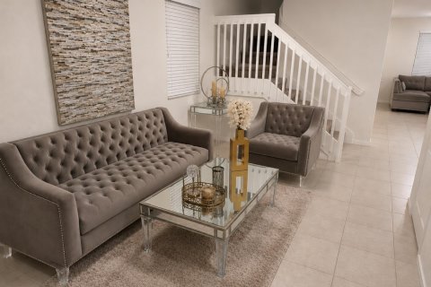 Touwnhouse à louer à Pembroke Pines, Floride: 4 chambres, 175.4 m2 № 2261678 - photo 2