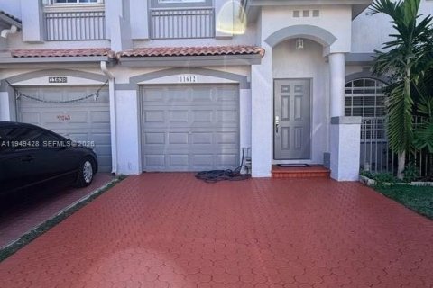 Таунхаус в Дорал, Флорида 4 спальни, 176.89м2 № 2005175