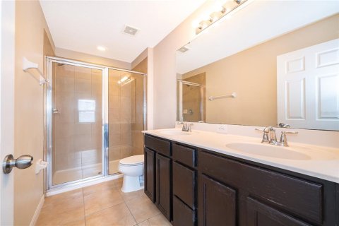 Touwnhouse à vendre à Windermere, Floride: 3 chambres, 155.7 m2 № 2408529 - photo 9