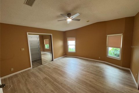 Casa en alquiler en Leesburg, Florida, 2 dormitorios, 161.28 m2 № 1908509 - foto 10