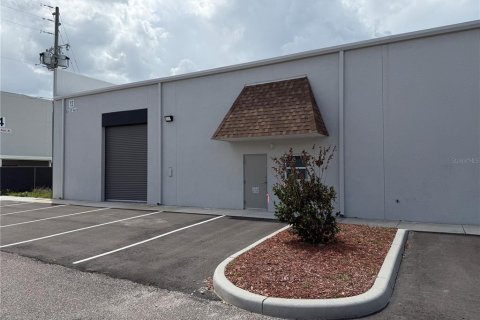 Commercial property in Largo, Florida 2006.69 sq.m. № 2105141 - photo 11