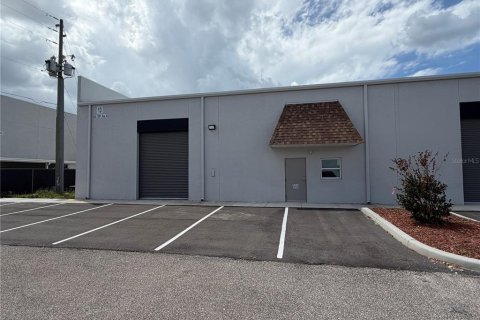 Commercial property in Largo, Florida 2006.69 sq.m. № 2105141 - photo 12