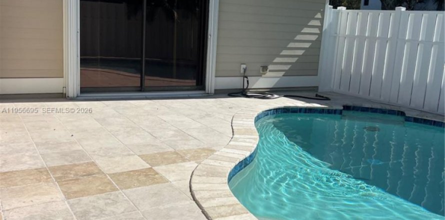 Adosado en Jupiter, Florida 3 dormitorios, 134.89 m2 № 2010638