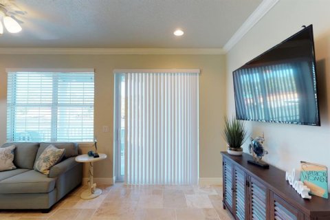 Townhouse in Merrit Island, Florida 3 bedrooms, 137.77 sq.m. № 1830079 - photo 7
