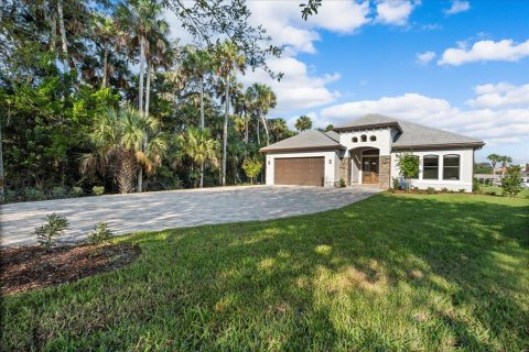 House in Palm Coast, Florida 4 bedrooms, 233.18 sq.m. № 2107745 - photo 10