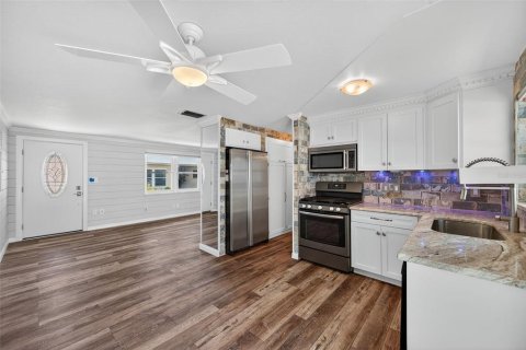 Villa ou maison à vendre à Seminole, Floride: 1 chambre, 66.89 m2 № 1899787 - photo 11