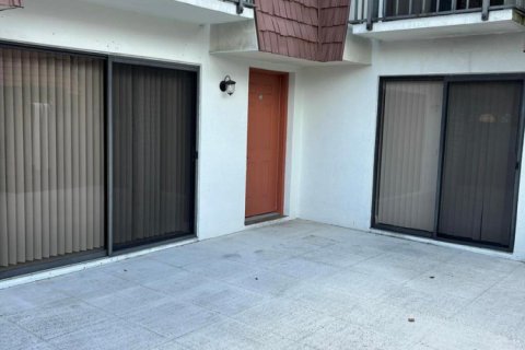 Touwnhouse à louer à Palm City, Floride: 2 chambres, 114.83 m2 № 2401416 - photo 10