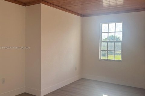 Villa ou maison à vendre à Homestead, Floride: 6 chambres, 443.24 m2 № 2044290 - photo 24