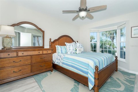 Condo in Placida, Florida, 2 bedrooms  № 1789593 - photo 26