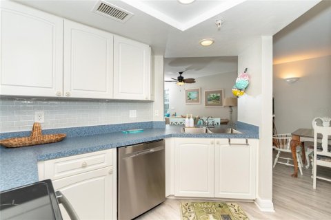 Condo in Placida, Florida, 2 bedrooms  № 1789593 - photo 18