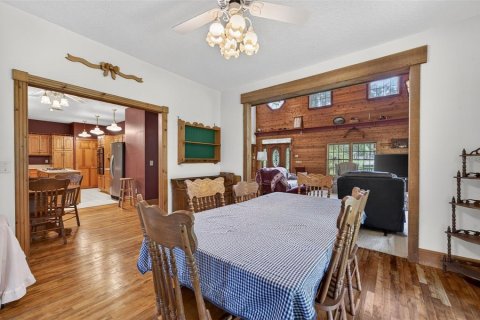 Villa ou maison à vendre à Eustis, Floride: 4 chambres, 288.93 m2 № 2114084 - photo 16