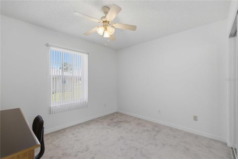 House in Ocala, Florida 3 bedrooms, 144.18 sq.m. № 2122762 - photo 22