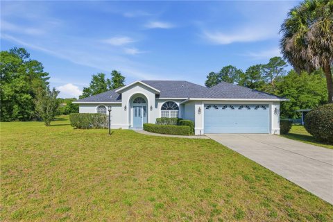 House in Ocala, Florida 3 bedrooms, 144.18 sq.m. № 2122762