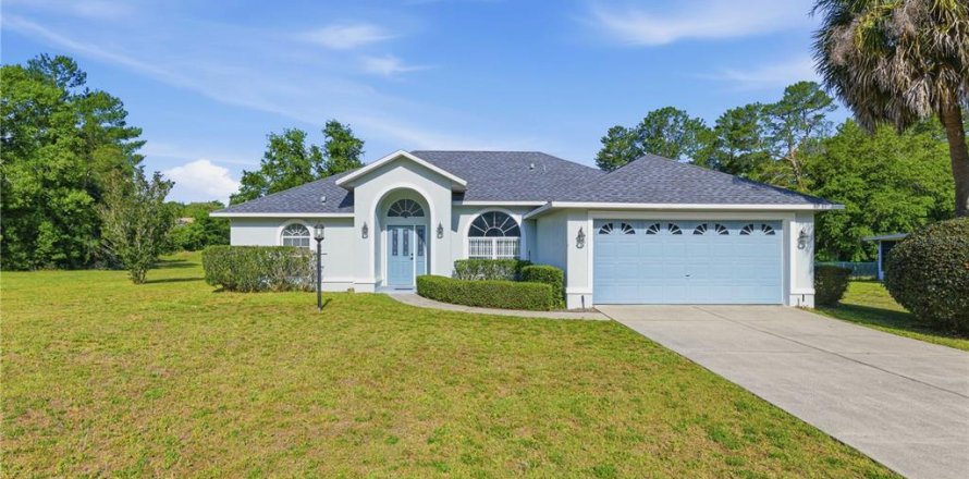 House in Ocala, Florida 3 bedrooms, 144.18 sq.m. № 2122762