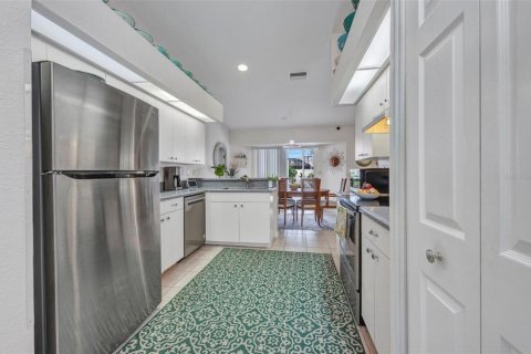 House in Port Charlotte, Florida 3 bedrooms, 156.45 sq.m. № 1812672 - photo 13