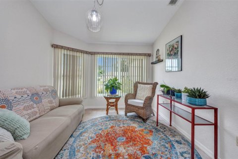 House in Port Charlotte, Florida 3 bedrooms, 156.45 sq.m. № 1812672 - photo 7