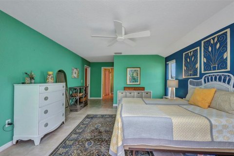 House in Port Charlotte, Florida 3 bedrooms, 156.45 sq.m. № 1812672 - photo 22