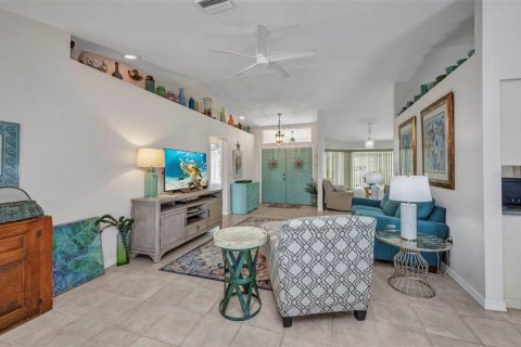 House in Port Charlotte, Florida 3 bedrooms, 156.45 sq.m. № 1812672 - photo 10
