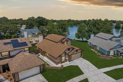 Casa en Orlando, Florida 3 dormitorios, 181.72 m2 № 2114029