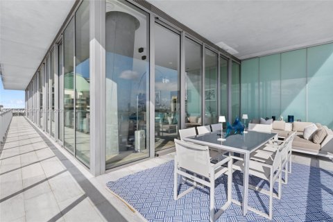 Condominio en venta en Miami, Florida, 5 dormitorios, 335.1 m2 № 2003068 - foto 4