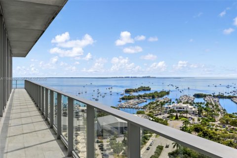 Condominio en venta en Miami, Florida, 5 dormitorios, 335.1 m2 № 2003068 - foto 1