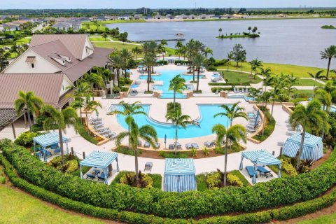 House in Loxahatchee Groves, Florida 3 bedrooms, 224.64 sq.m. № 1182415 - photo 1