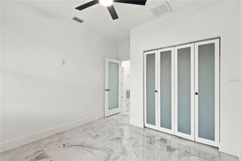 Casa en venta en Pinellas Park, Florida, 3 dormitorios, 152.08 m2 № 2420478 - foto 30