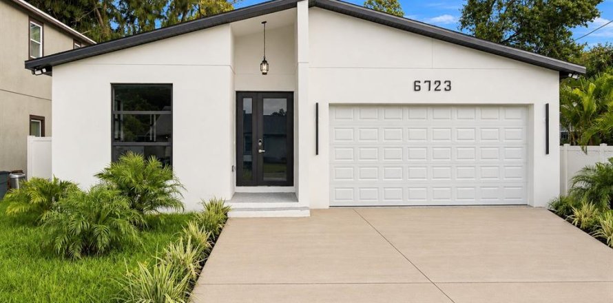 Casa en Pinellas Park, Florida 3 dormitorios, 152.08 m2 № 2420478