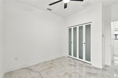 Casa en venta en Pinellas Park, Florida, 3 dormitorios, 152.08 m2 № 2420478 - foto 28