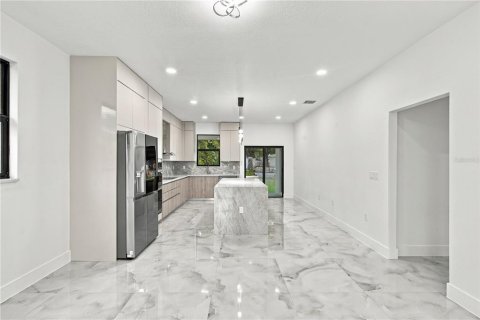 Casa en venta en Pinellas Park, Florida, 3 dormitorios, 152.08 m2 № 2420478 - foto 16