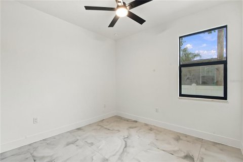 Casa en venta en Pinellas Park, Florida, 3 dormitorios, 152.08 m2 № 2420478 - foto 29