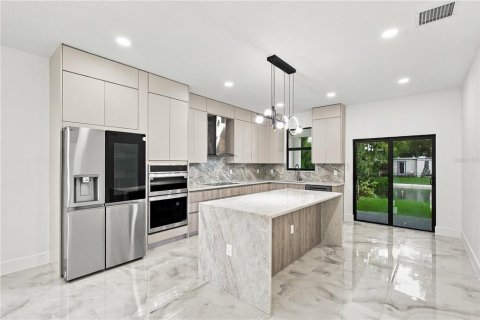 Casa en venta en Pinellas Park, Florida, 3 dormitorios, 152.08 m2 № 2420478 - foto 15