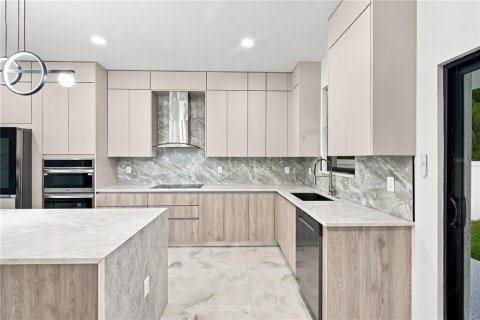 Casa en venta en Pinellas Park, Florida, 3 dormitorios, 152.08 m2 № 2420478 - foto 19