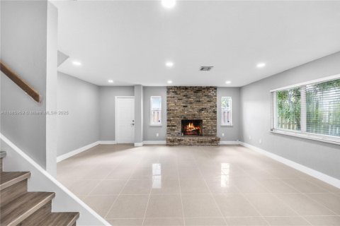 House in Lauderhill, Florida 3 bedrooms, 169.27 sq.m. № 2013206 - photo 18