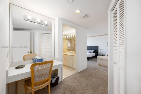 Condominio en venta en Aventura, Florida, 3 dormitorios, 174.66 m2 № 1821559 - foto 17