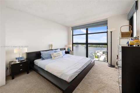 Condominio en venta en Aventura, Florida, 3 dormitorios, 174.66 m2 № 1821559 - foto 14