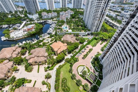 Condominio en venta en Aventura, Florida, 3 dormitorios, 174.66 m2 № 1821559 - foto 30