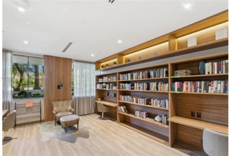 Condominio en venta en Aventura, Florida, 3 dormitorios, 174.66 m2 № 1821559 - foto 1