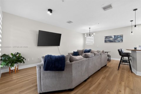 Купить таунхаус в Тампа, Флорида 3 спальни, 167.97м2, № 2066124 - фото 6