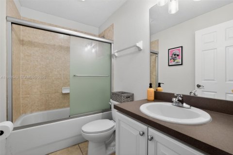 Купить таунхаус в Тампа, Флорида 3 спальни, 167.97м2, № 2066124 - фото 17