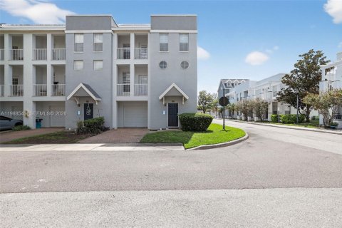 Купить таунхаус в Тампа, Флорида 3 спальни, 167.97м2, № 2066124 - фото 3