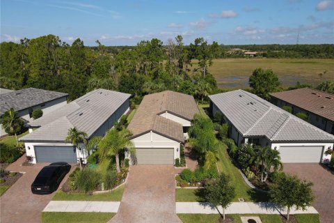 Villa ou maison à vendre à North Port, Floride: 2 chambres, 147.16 m2 № 1918704 - photo 5